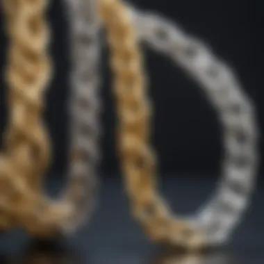 Comparison of White and Yellow Gold Chains