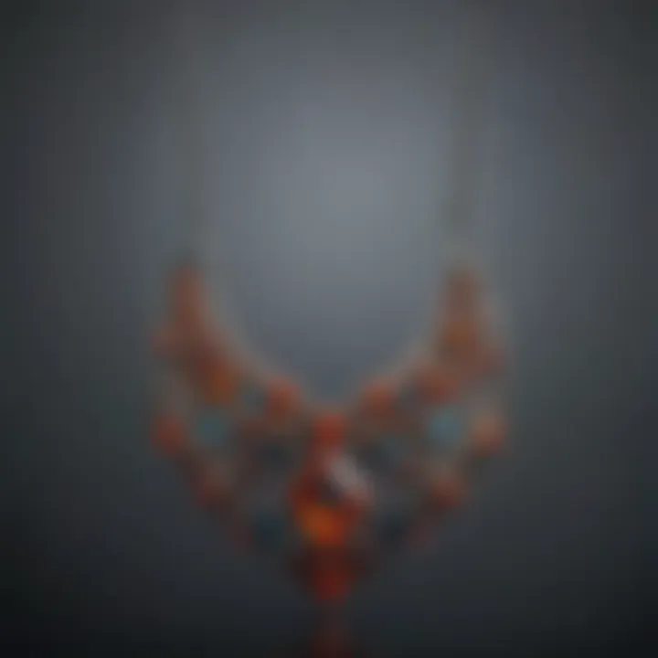 Sleek Geometric Necklace Design