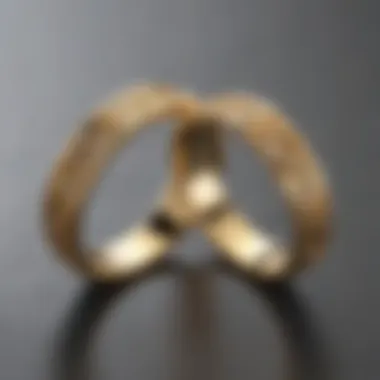 Symbolic representation of unity through intertwined gold rings.