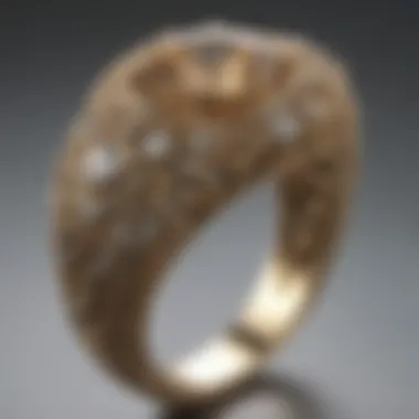 Vintage gold ring with sparkling diamonds and ornate filigree details